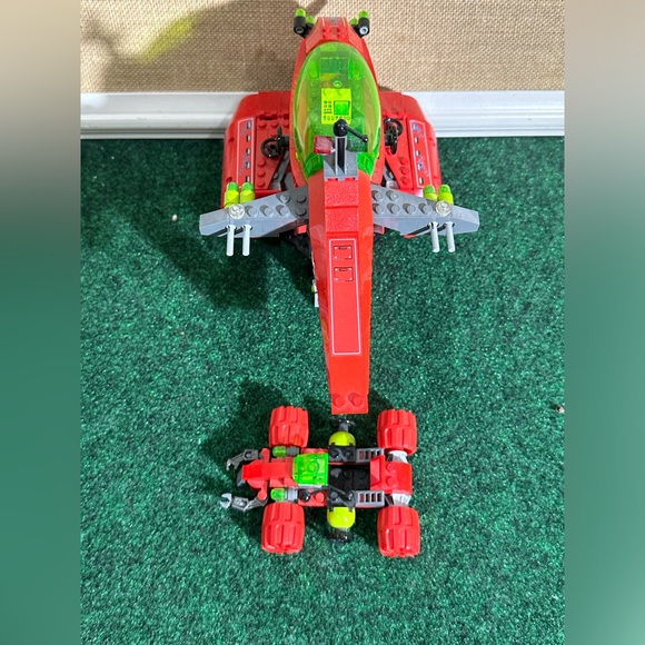 Lego - Picture 3 of 3